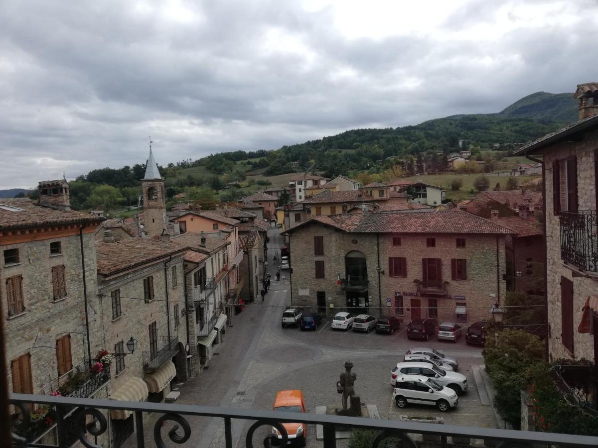 Bed and Breakfast La Montadaria à Zavattarello Extérieur photo